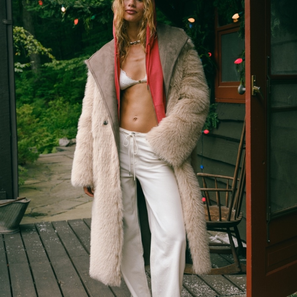 Reversible Vegan Suede Shearling Long coat Abercrombie & Fitch